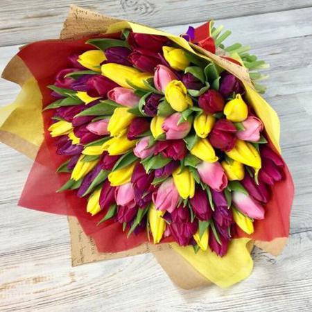 Букет из 51 разноцветного тюльпана №4